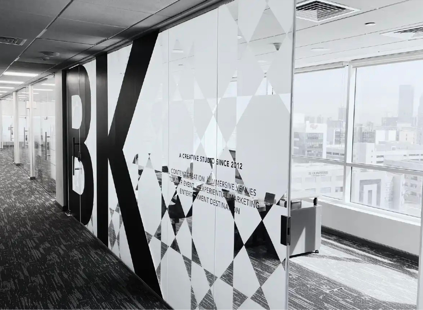 DUBAI Bureau Studio BK